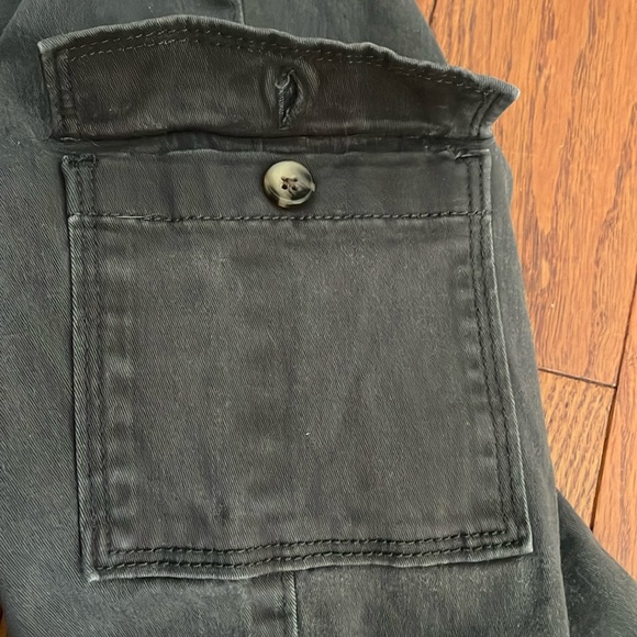 Old Navy Girls Cargo Jeans Size 12 - Picture 3 of 6